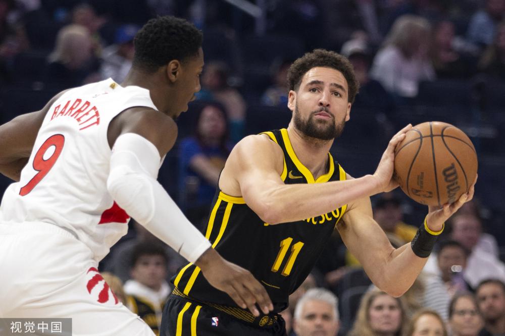 自然而然地 自然而然地