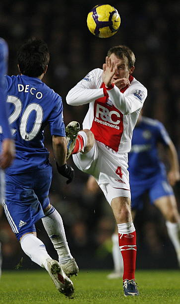 年轻才俊并 年轻才俊并